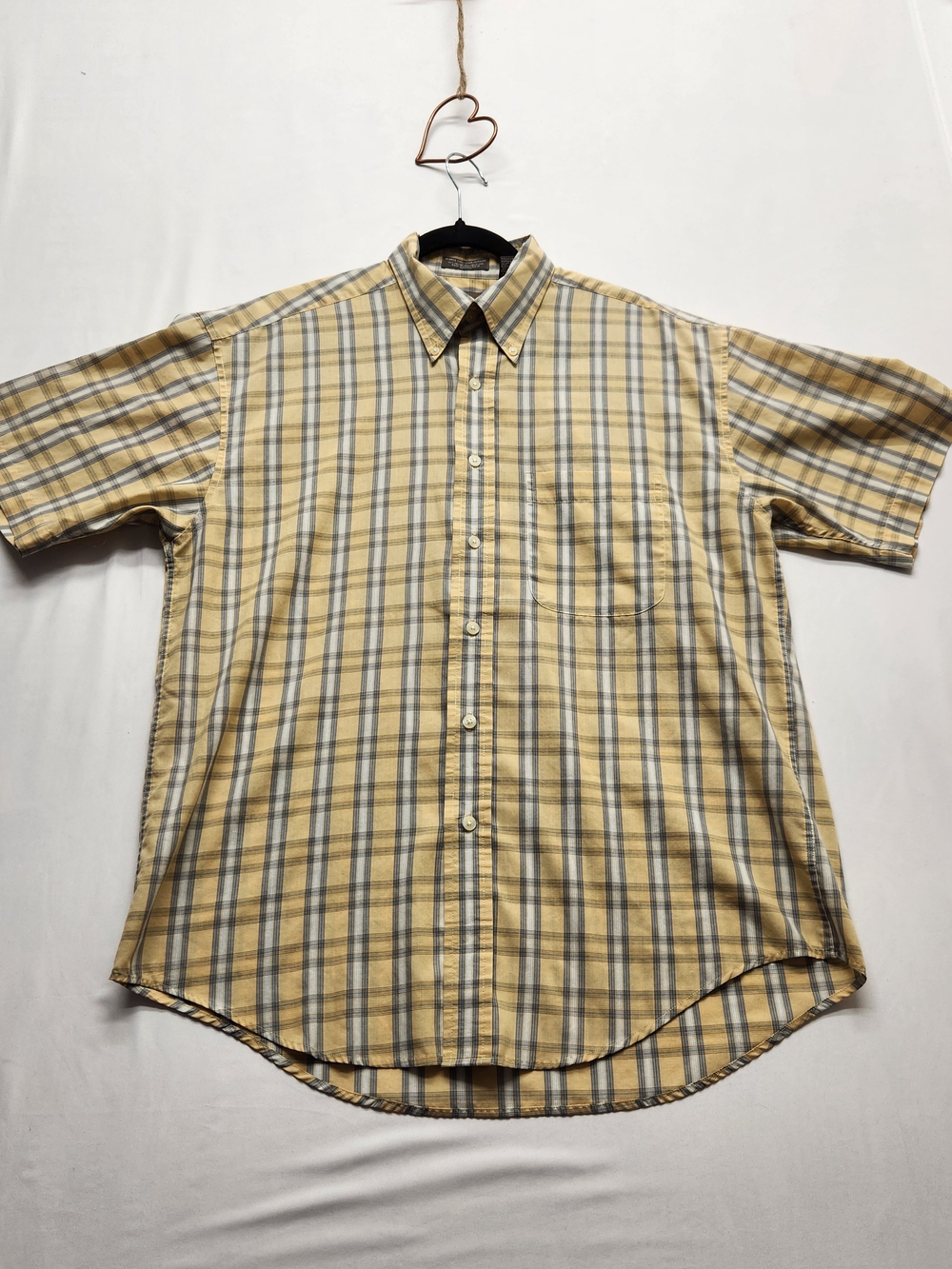 ⭐️Taylor & Henry Yellow Plaid Button Down Shirt Men’s Medium Wrinkle Free